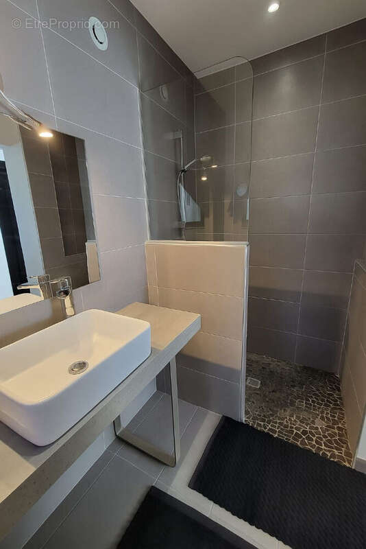 Maison à LATOUR-BAS-ELNE