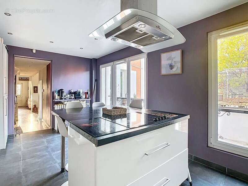 Maison à ASNIERES-SUR-SEINE