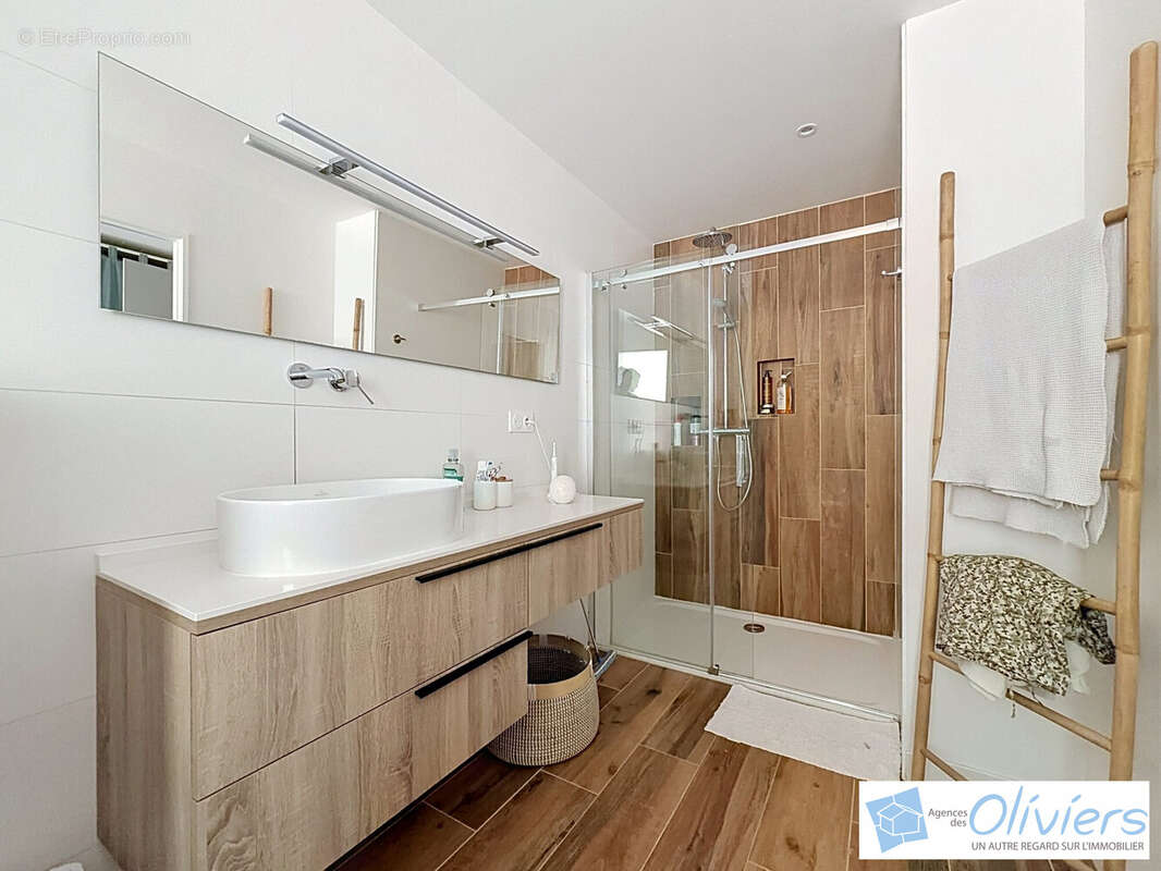 Maison 171 m² à Senlisse  - photo 9