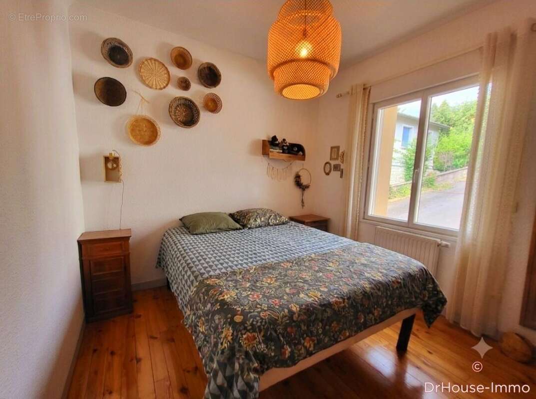 Maison 142 m² à Le Puy-En-Velay  - photo 7