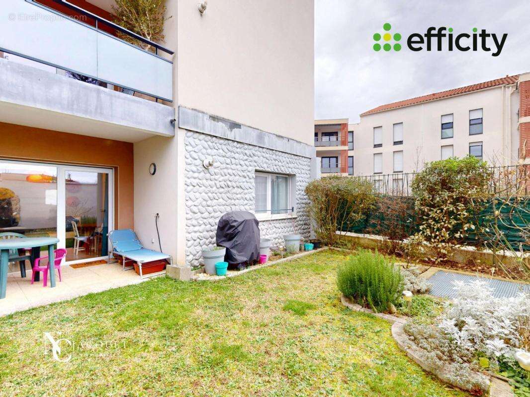 Appartement à RILLIEUX-LA-PAPE