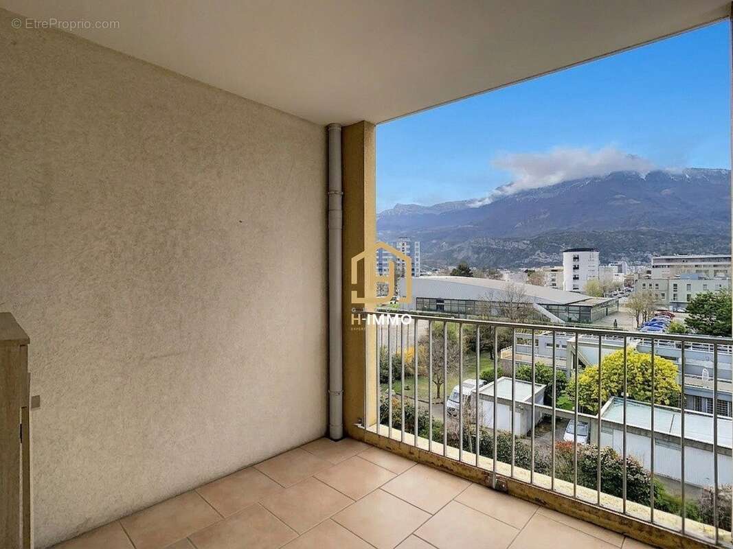 Appartement à ECHIROLLES