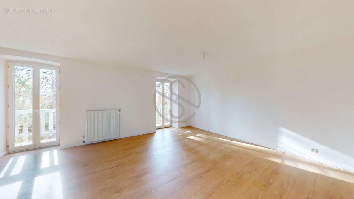 Appartement La Cote Saint Andre 4 pièces de 75 m2 - photo 5