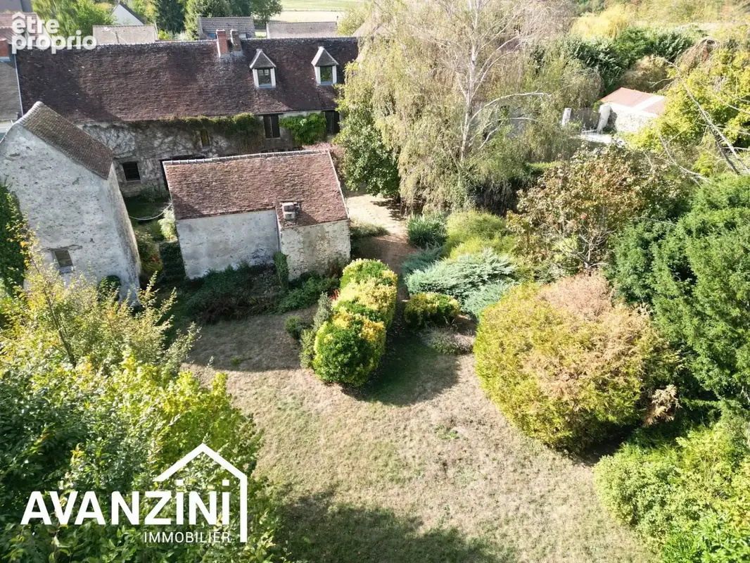 Maison 7 pièces 245 m² à vendre à Crecy-La-Chapelle (77580) - photo 2