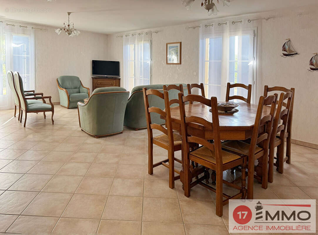 Maison familiale 5 chambres sur une magnifique parcelle de 1 169 m² - photo 6