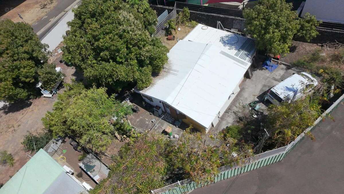 Terrain à SAINT-PAUL