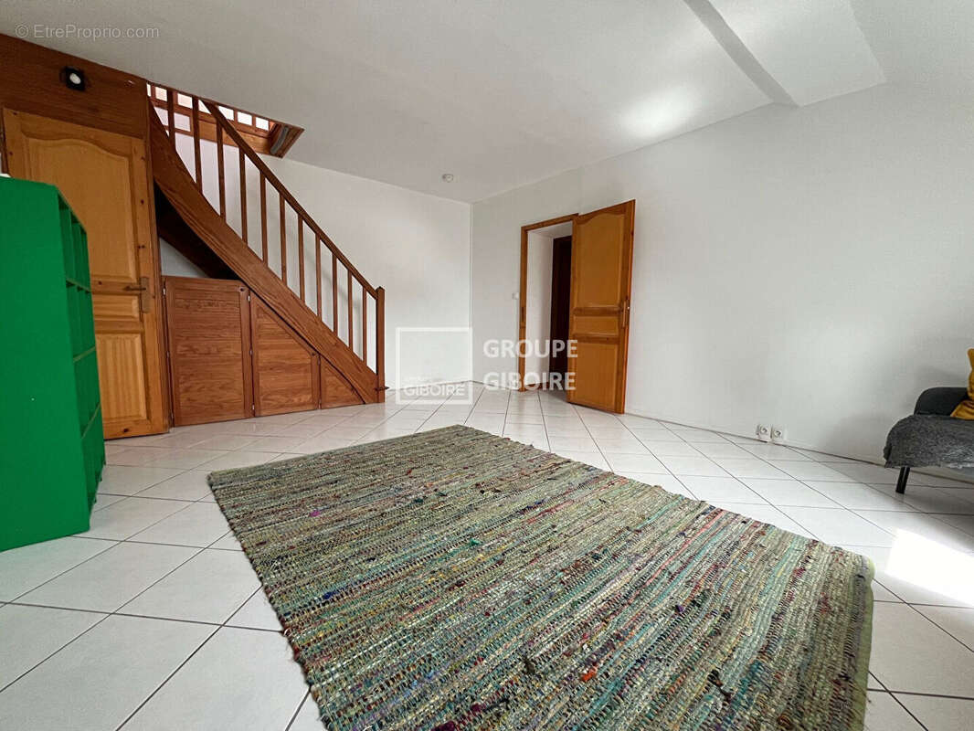 A vendre - agence giboire nantes - appartement t2 bis de 36 m2 - nantes quartier hotel de ville - photo 2