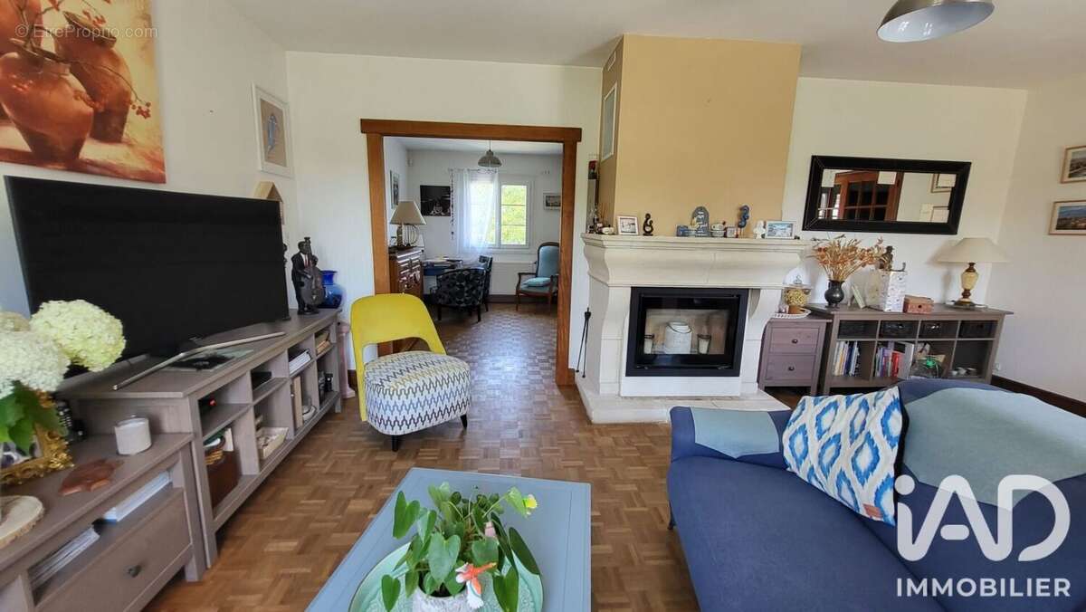 Photo 9 - Maison à CELLETTES