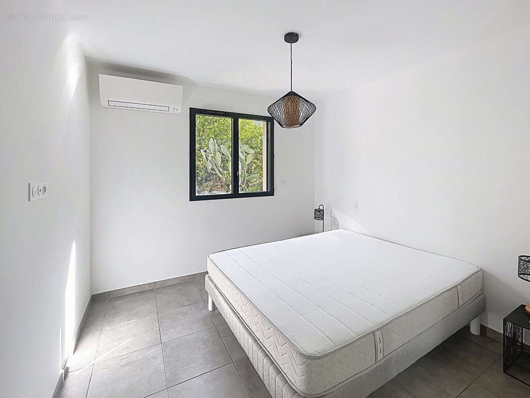 Appartement 35 m² à Cargese  - photo 4