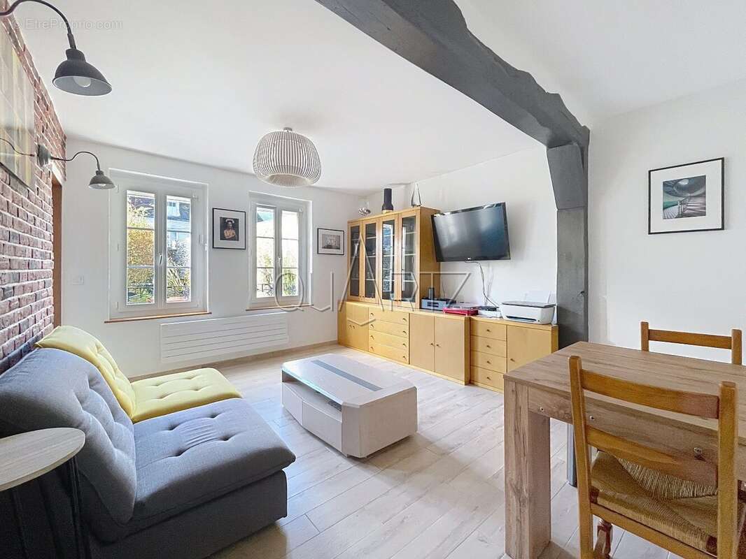 Maison à GRISY-LES-PLATRES