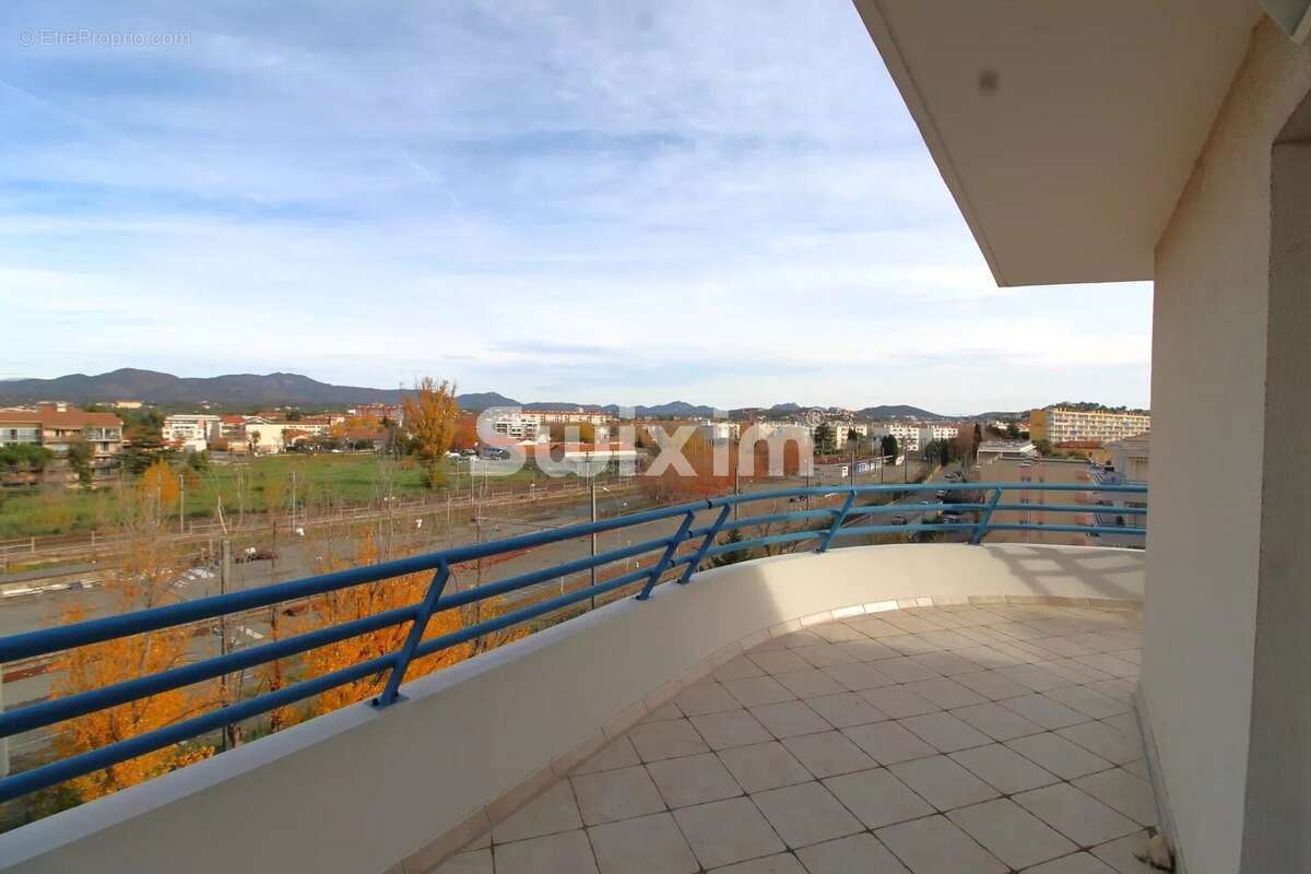 Appartement à FREJUS
