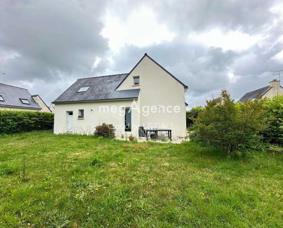 Maison à ERGUE-GABERIC