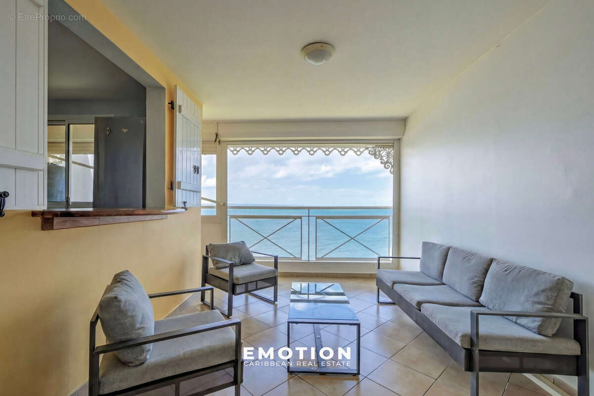 Appartement à PETIT-BOURG