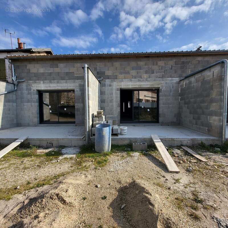 Appartement à SAINT-MARCEL