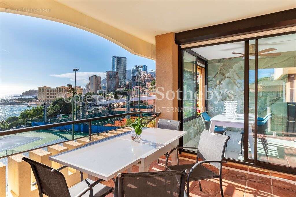 Appartement à ROQUEBRUNE-CAP-MARTIN