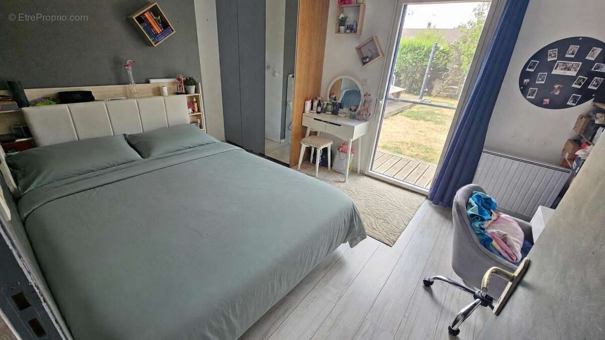 Houdan 3 mn / Maison familiale ossature bois de 195 m2 avec dépendances et piscine - photo 15