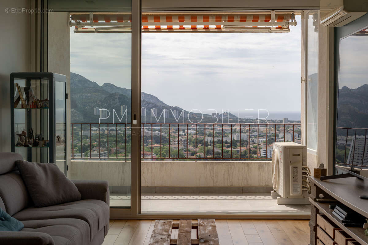Appartement à MARSEILLE-9E