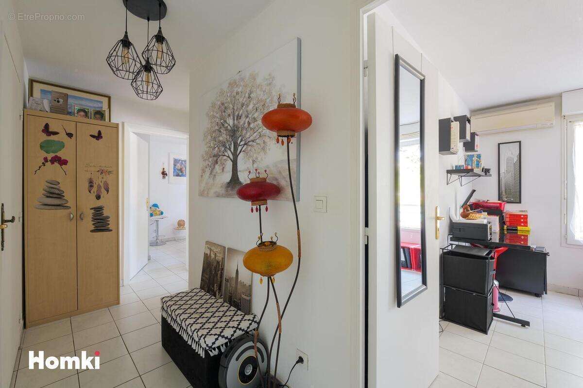 Appartement à VILLENEUVE-LOUBET