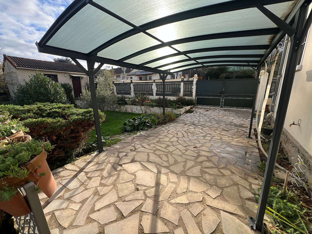 Maison à VILLEBON-SUR-YVETTE