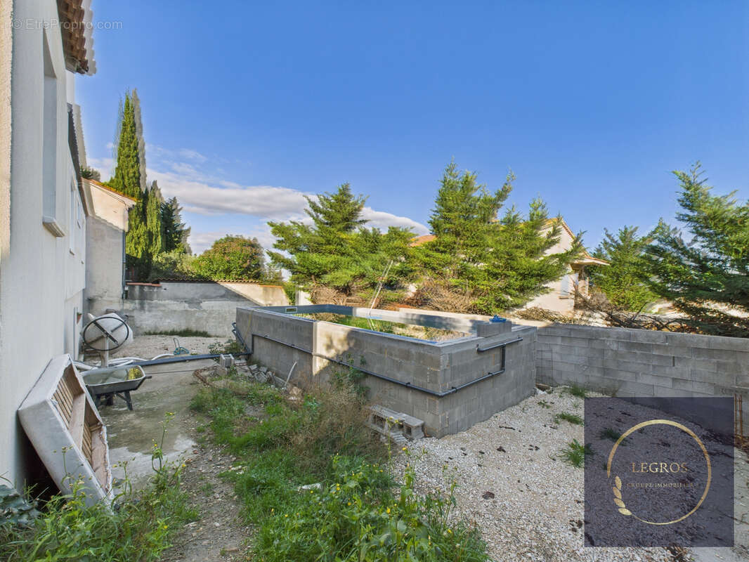 Maison à CHATEAURENARD