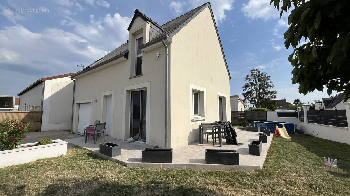 Maison à BEYNES