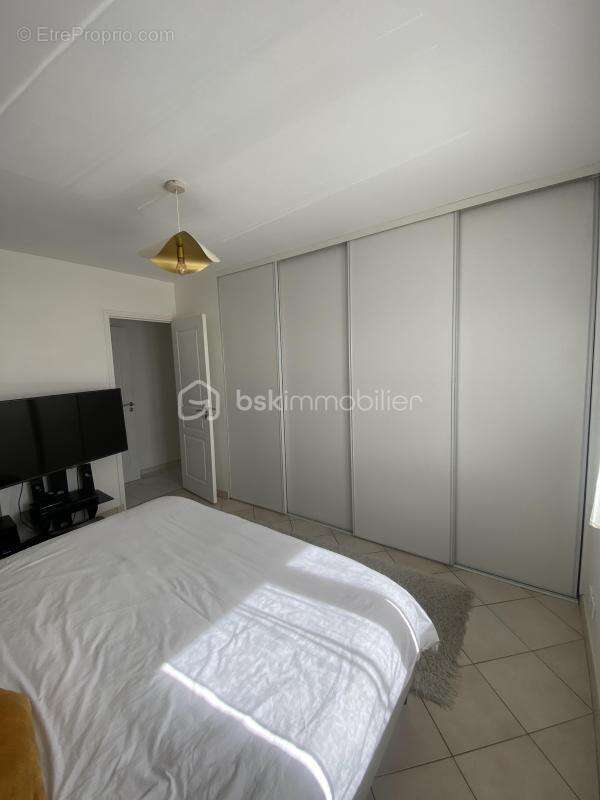 Maison à CERNY