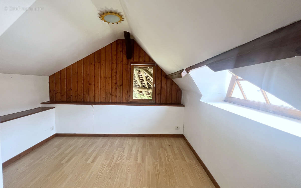 Maison à ABONDANT
