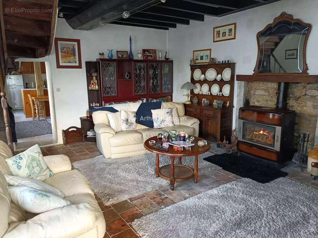 Appartement à SAINT-AUBIN-DU-DESERT