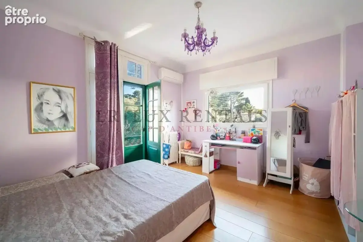 Charmante villa avec jardin et piscine dans domaine privé - photo 11
