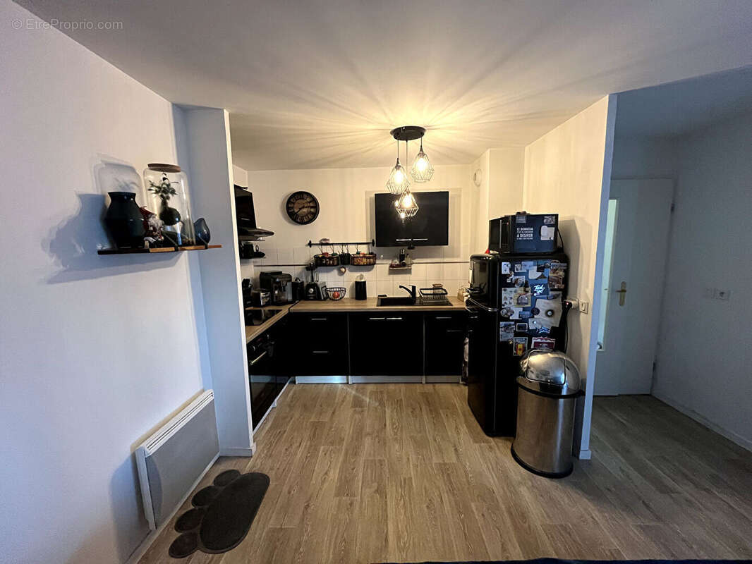 Appartement à CHANTELOUP-LES-VIGNES