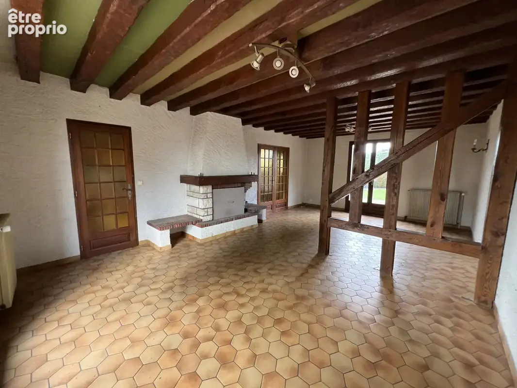 SANDILLON Maison familiale 5 chs - sous-sol / hangar - photo 4