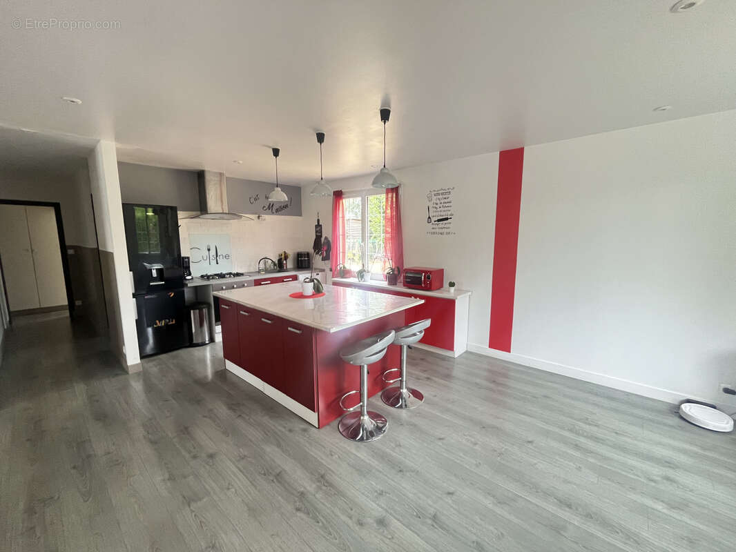 Maison à PARCE-SUR-SARTHE