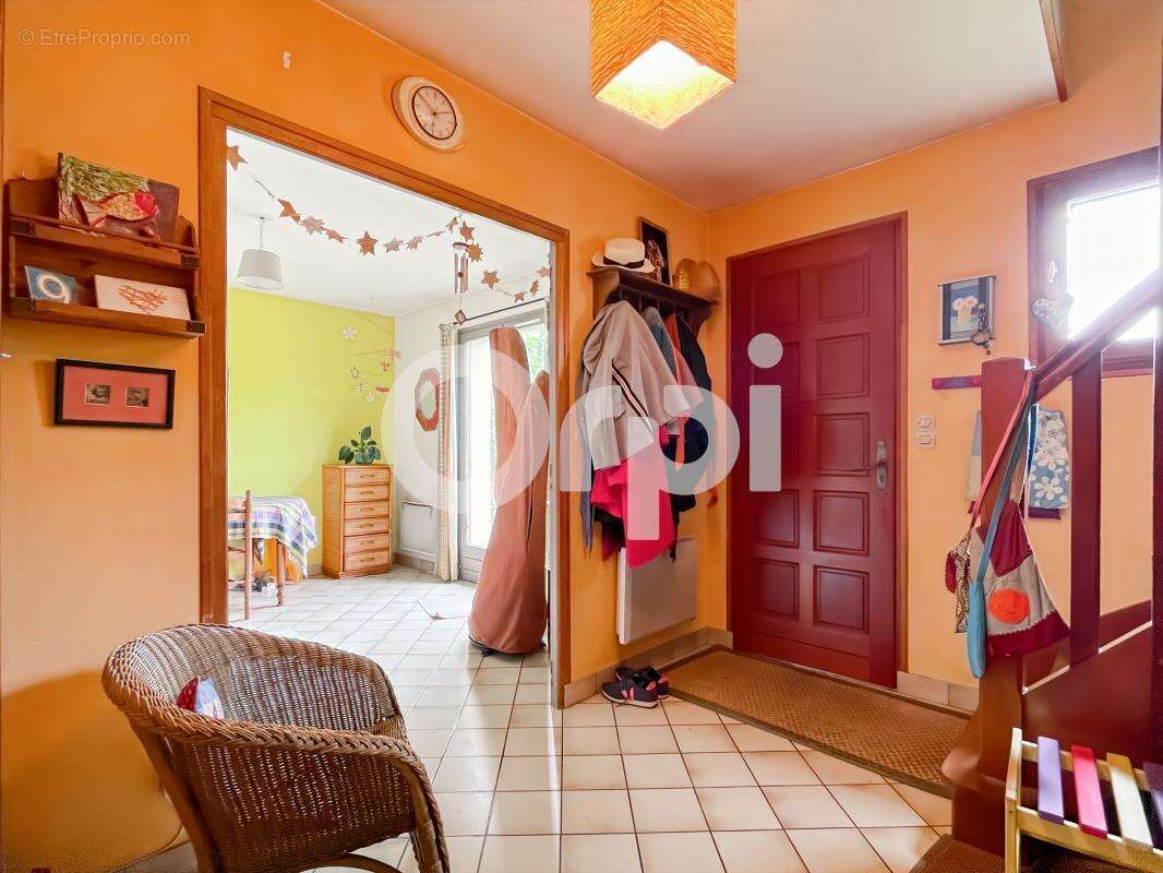 Maison à ANGERVILLE-LA-CAMPAGNE