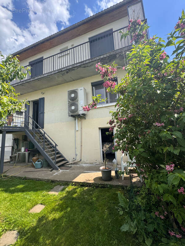 Maison à NEUSSARGUES-MOISSAC