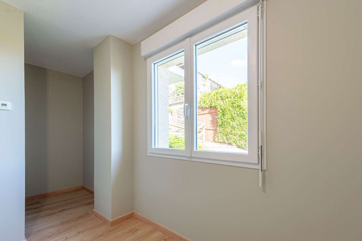 Appartement à POISY