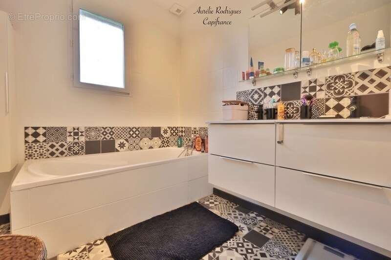 Maison à vendre 5 pièces BOZ (01) - photo 11