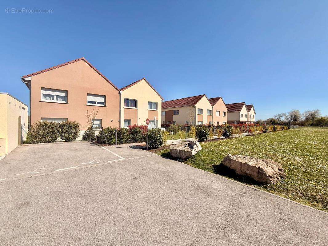 Maison à CESSEY-SUR-TILLE