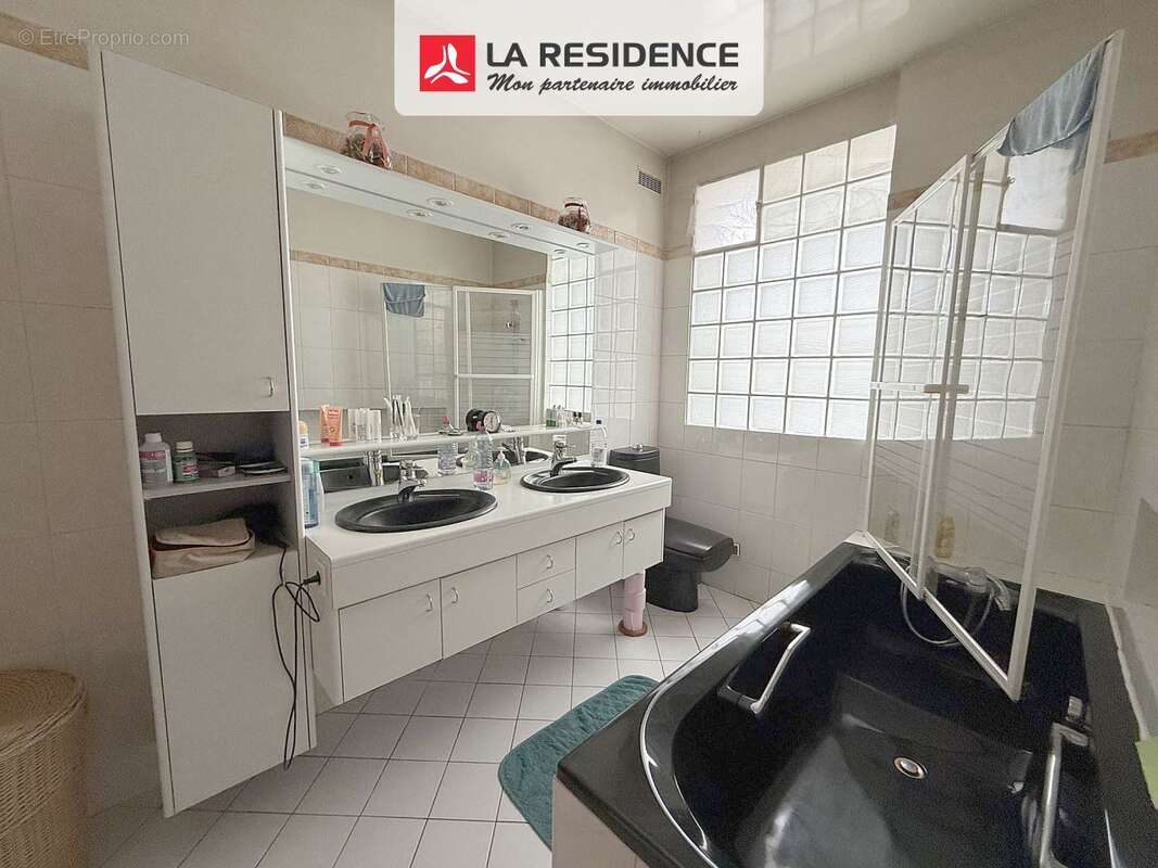 Maison à VELIZY-VILLACOUBLAY