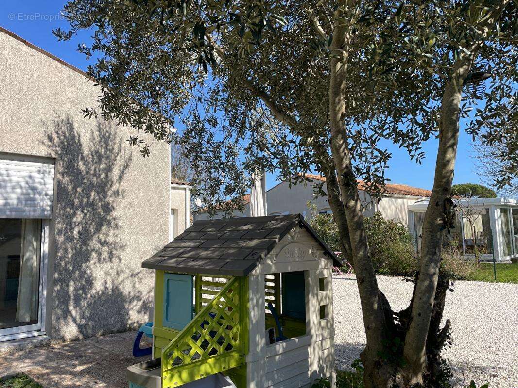 Maison à SEMUSSAC