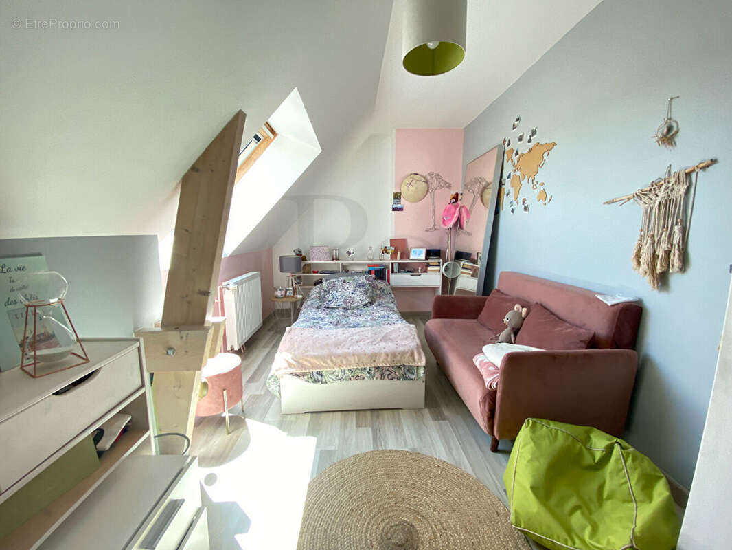 Maison à MONTREUIL-AU-HOULME