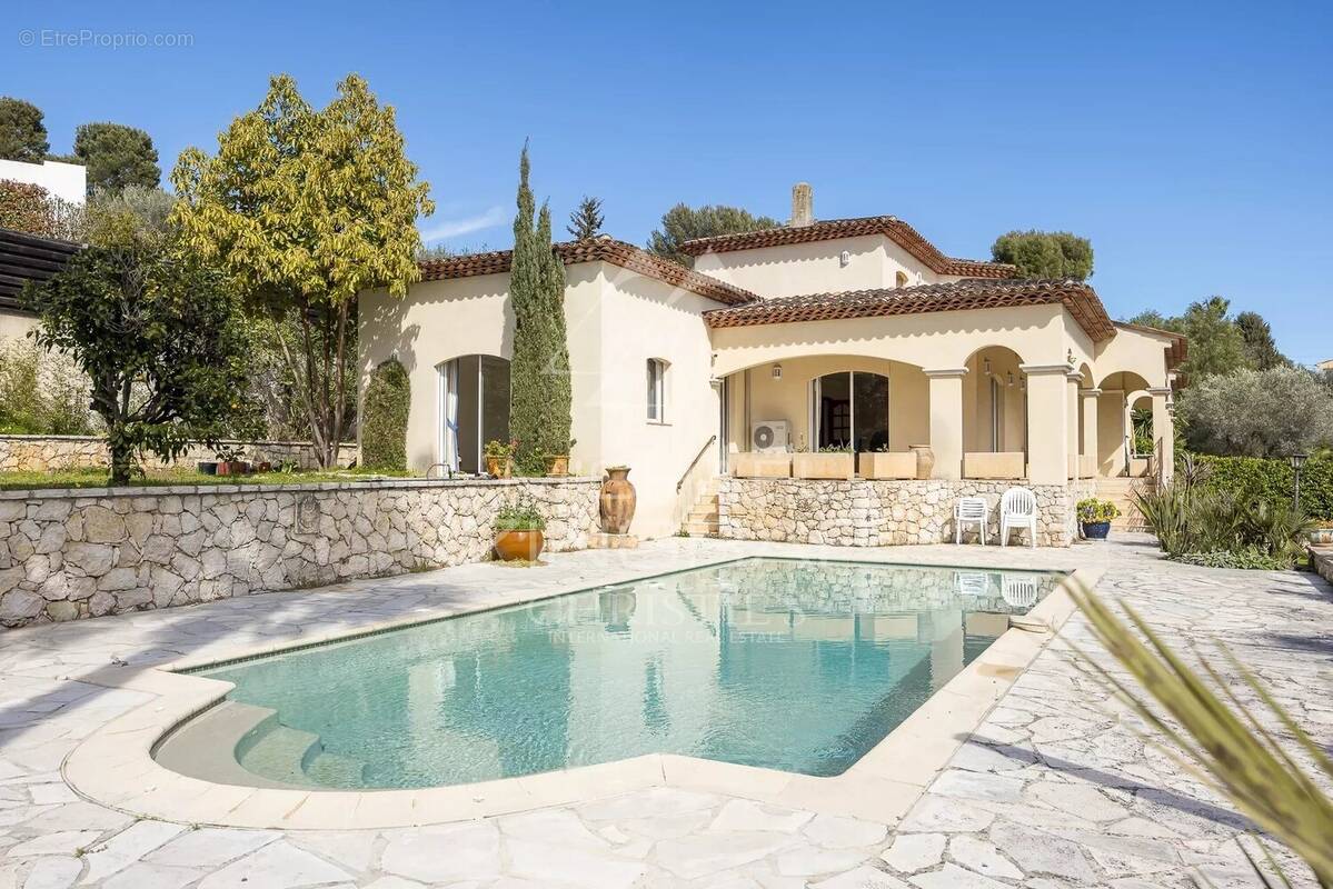 Maison à ANTIBES