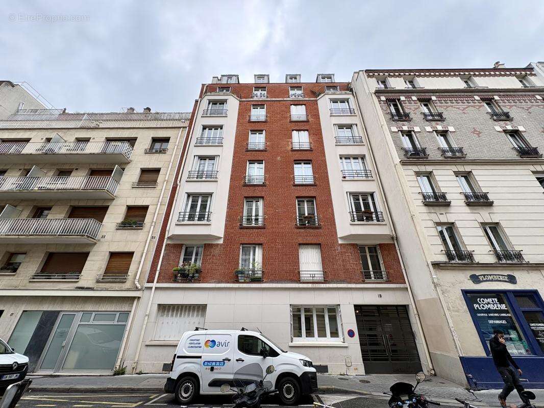 Appartement à PARIS-7E