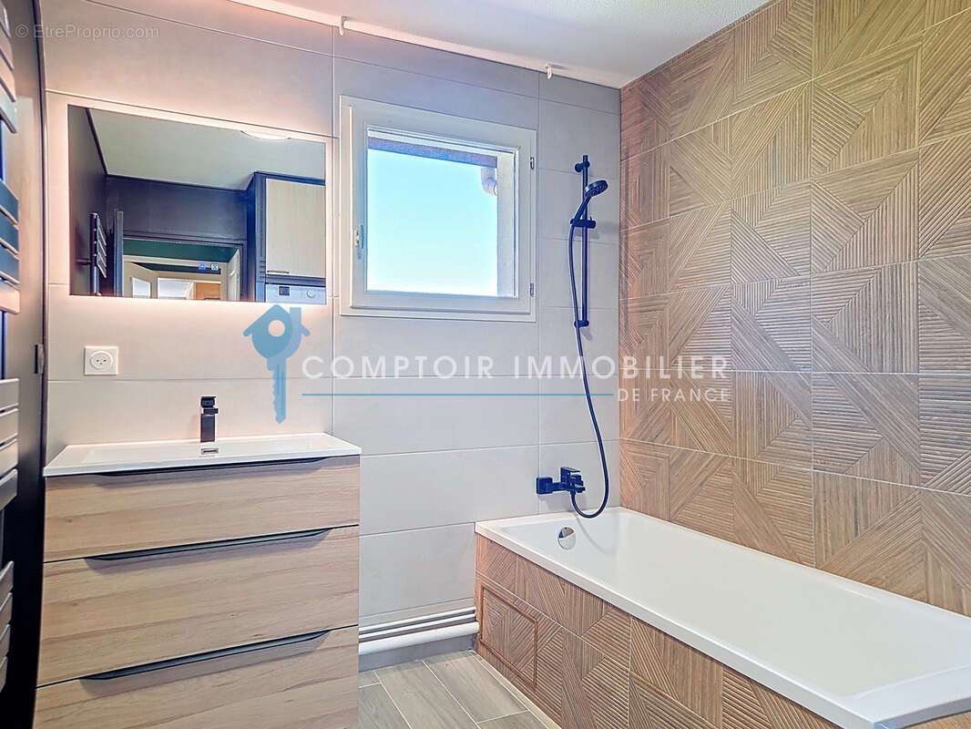 Appartement à SAINT-ISMIER