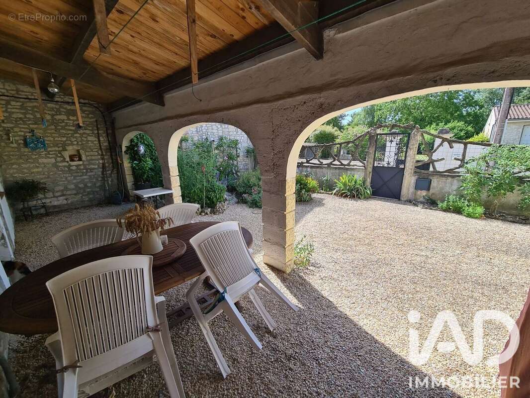 Photo 3 - Maison à VARAIZE