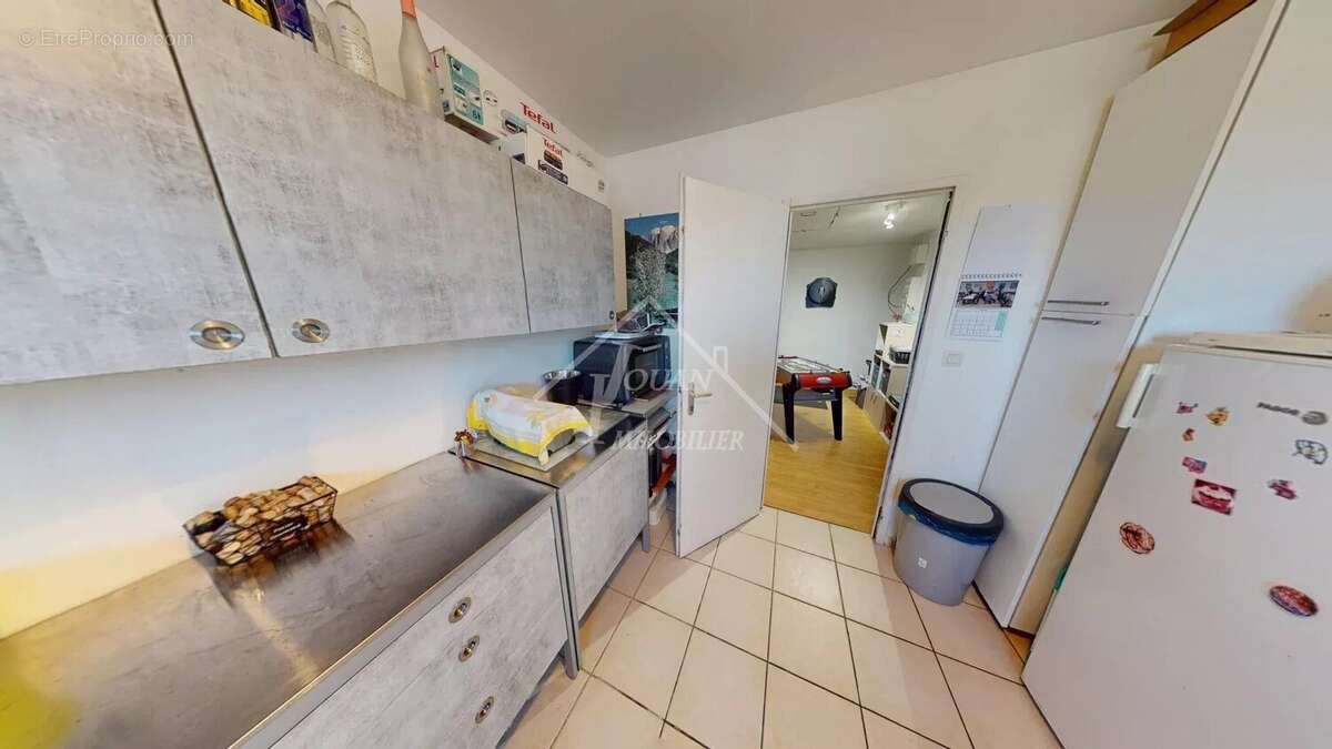 Maison à CHAREIL-CINTRAT