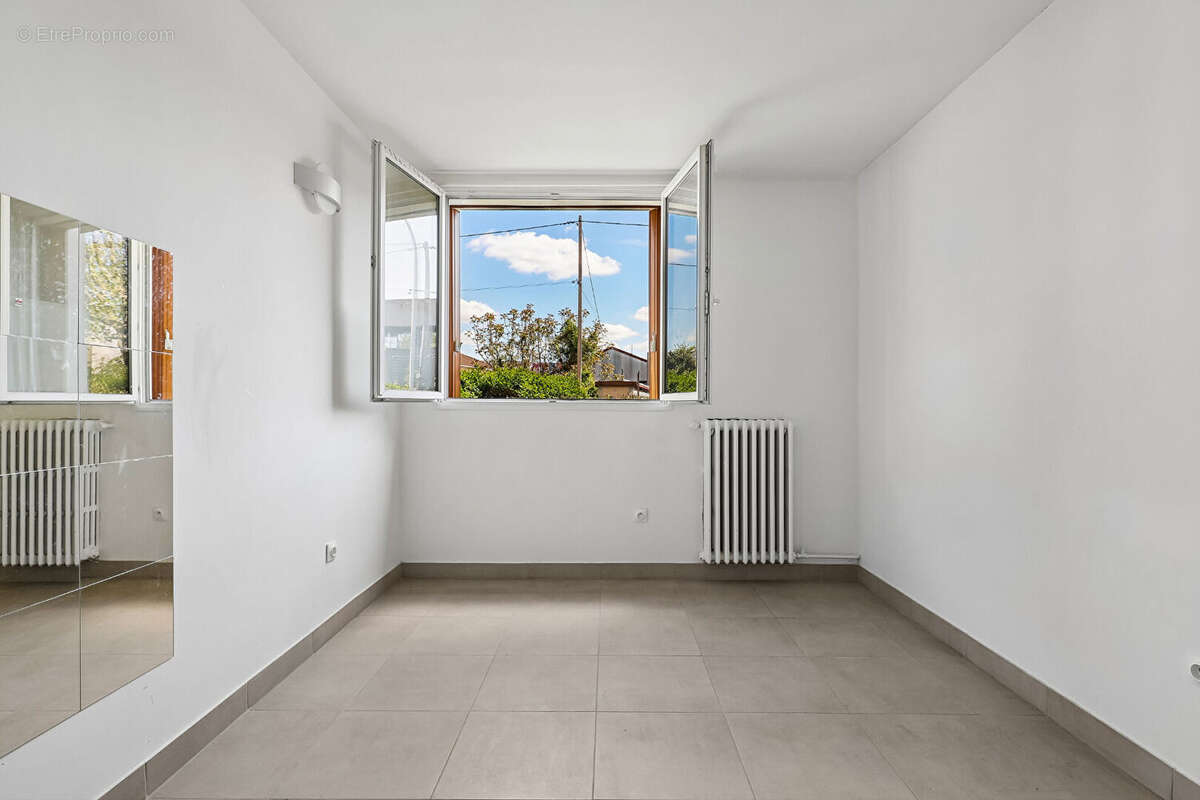 Appartement à ROSNY-SOUS-BOIS