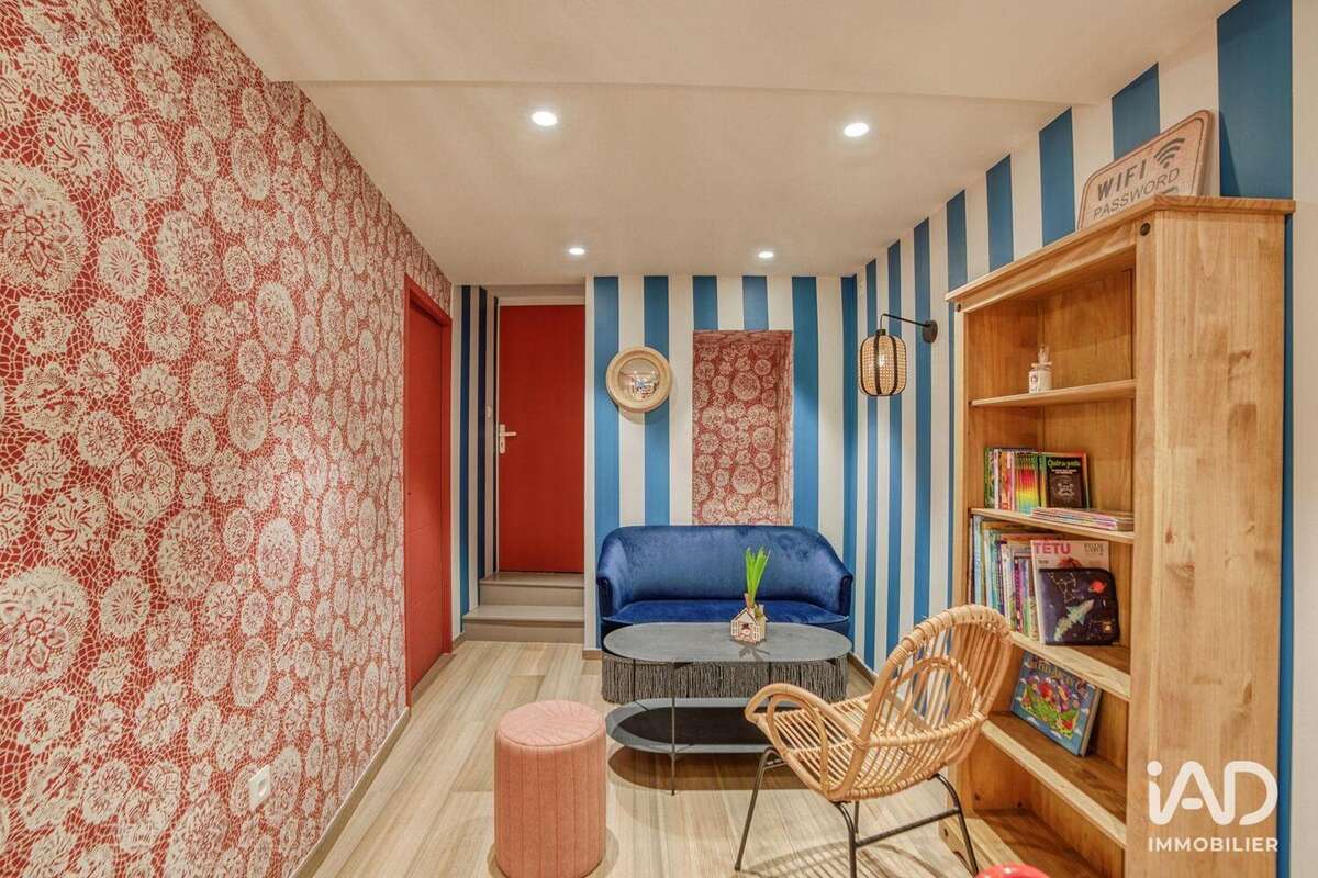 Photo 2 - Commerce à QUIMPER