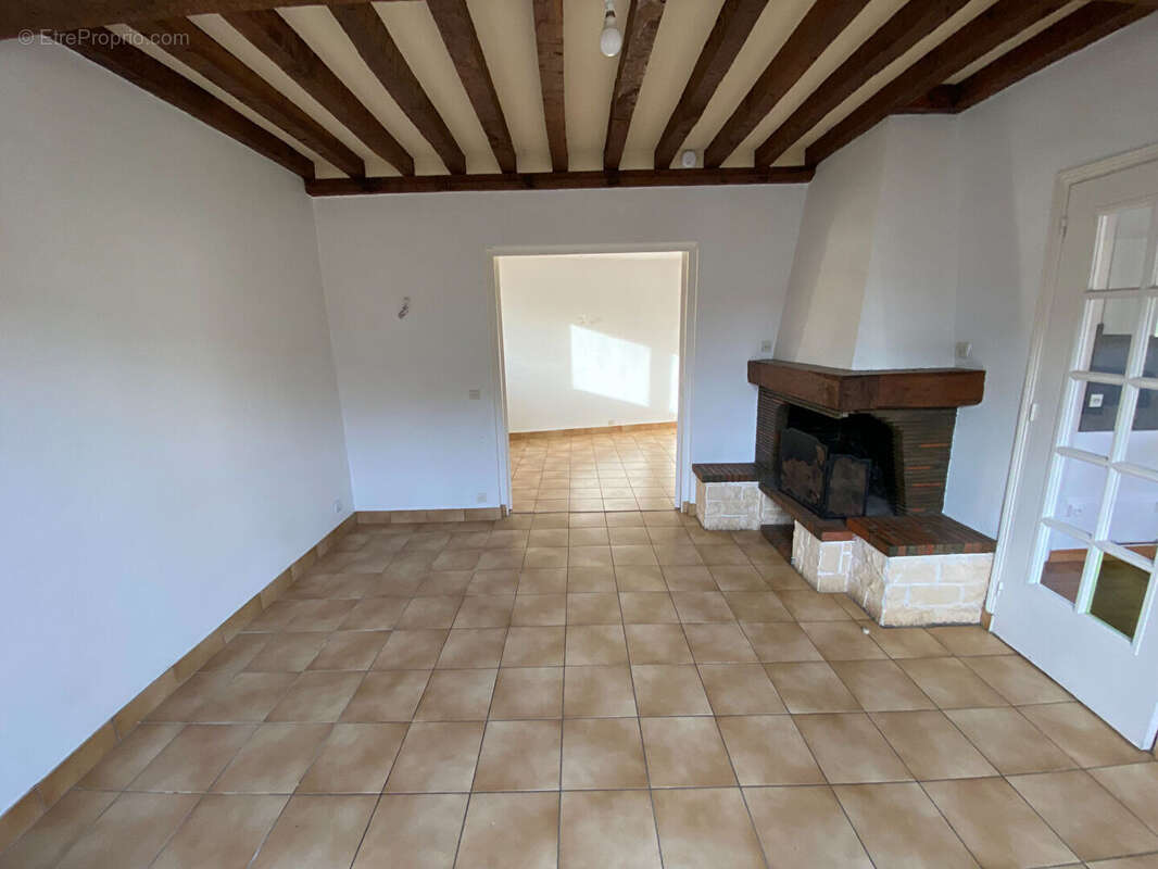 Maison à BIEVILLE-BEUVILLE