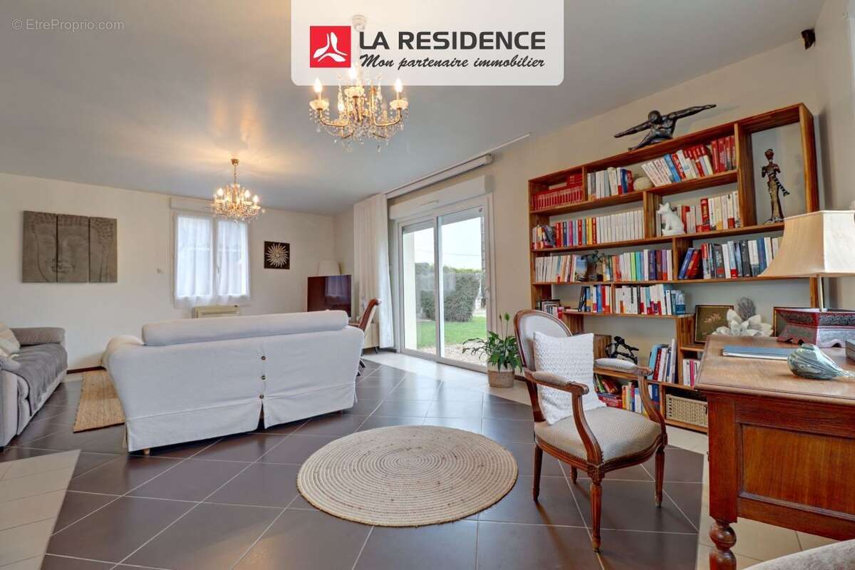 Maison 190 m² à Breval  - photo 4