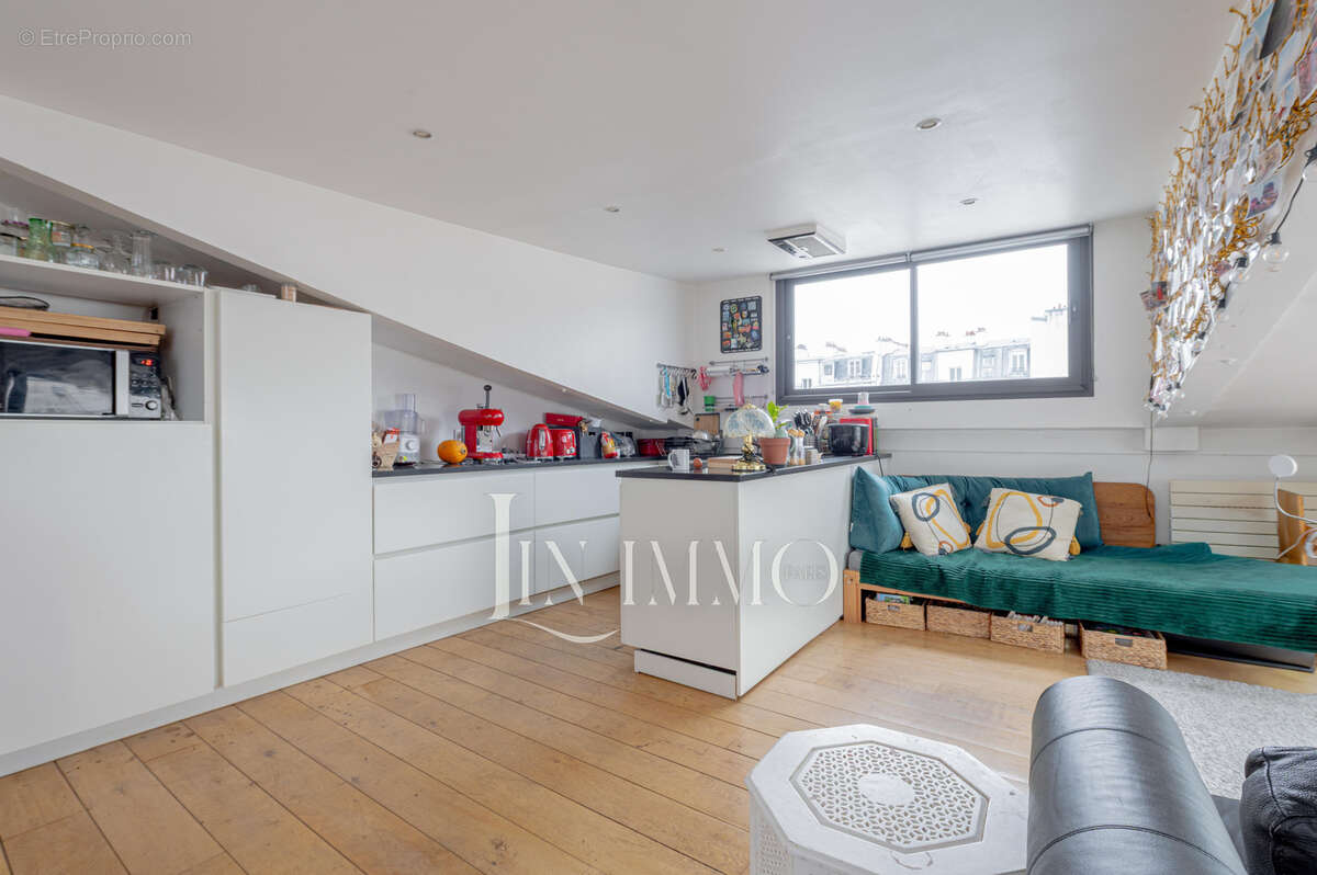 Appartement à PARIS-14E